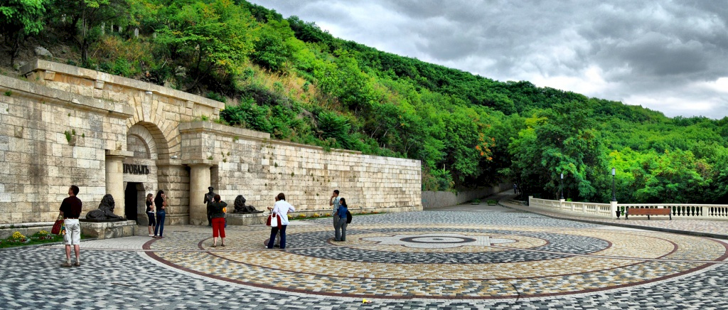 Озеро Провал