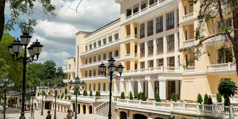 Премиальный SPA отель «Дворец Нарзанов»